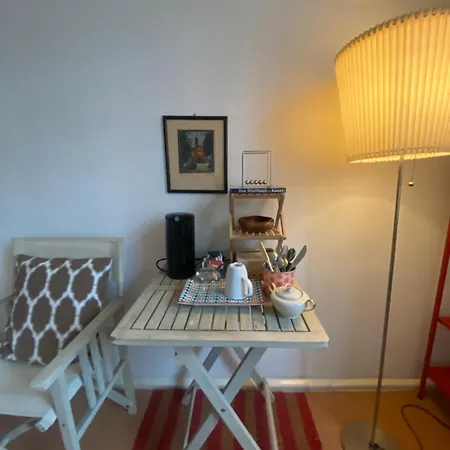 Urbanhideaway Vorderer Westen Homestay szállás